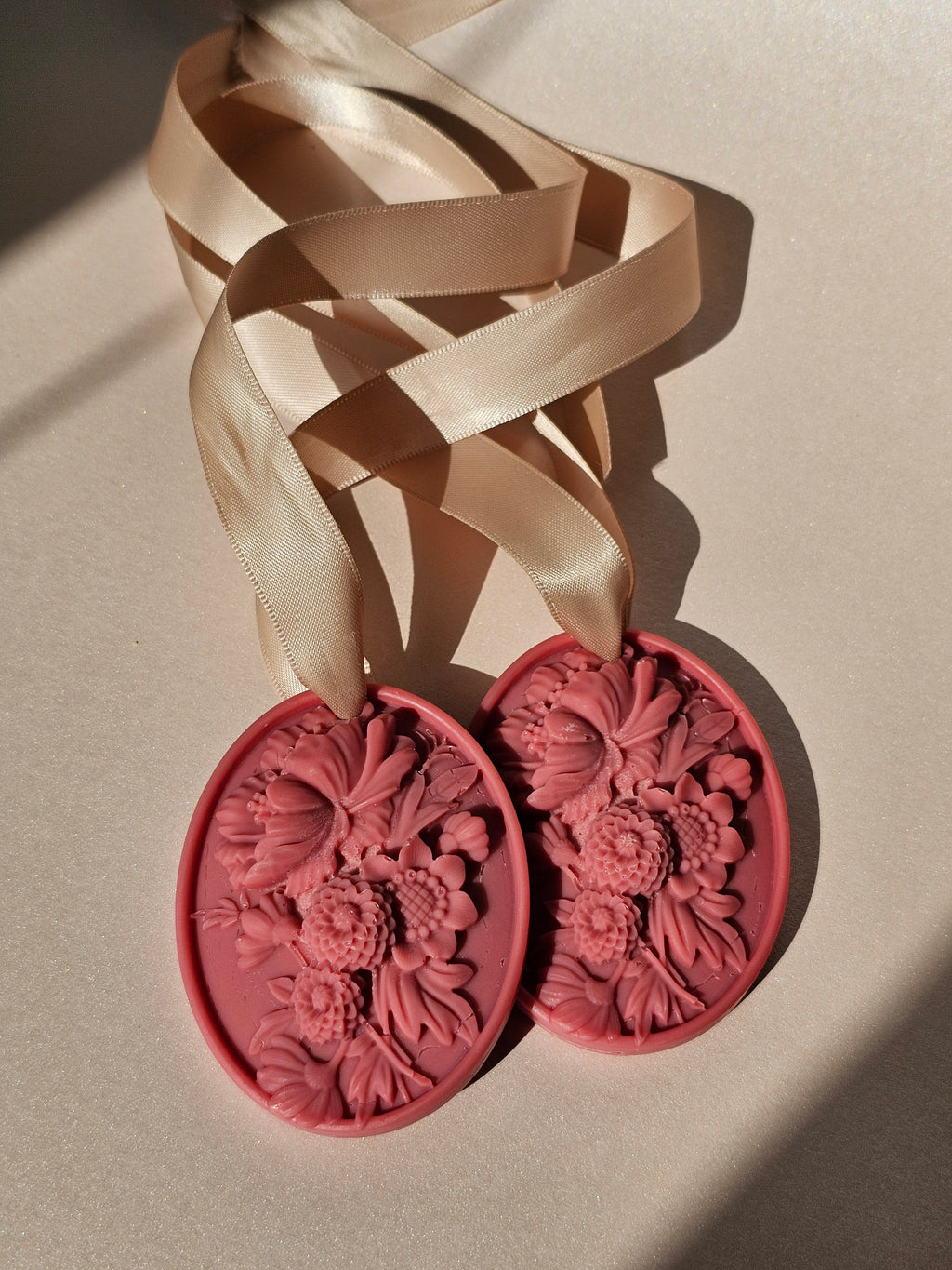 Scented wardrobe tablets "Rosewood & Velvet" (Pack of 2)