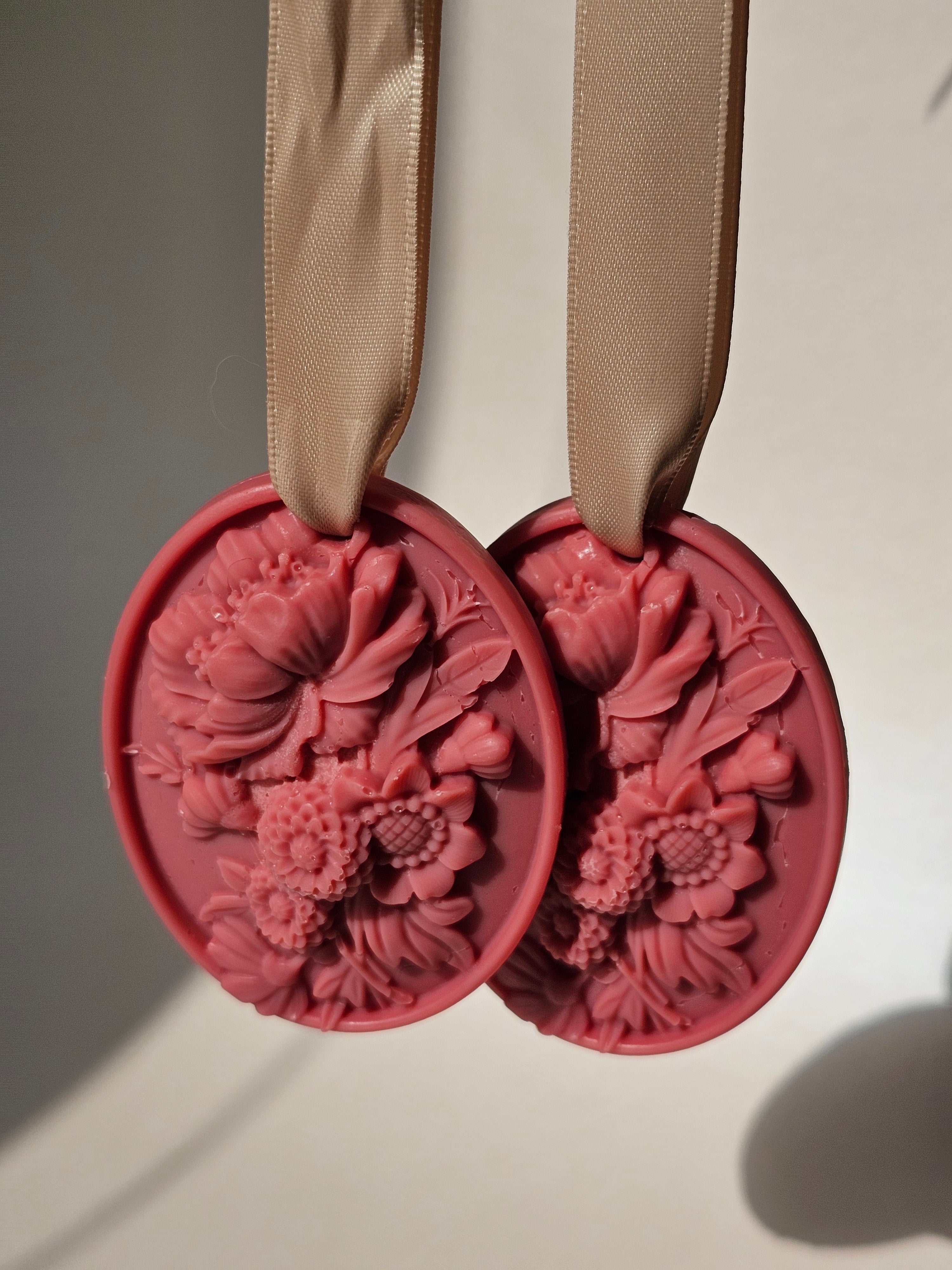 Scented wardrobe tablets "Rosewood & Velvet" (Pack of 2)