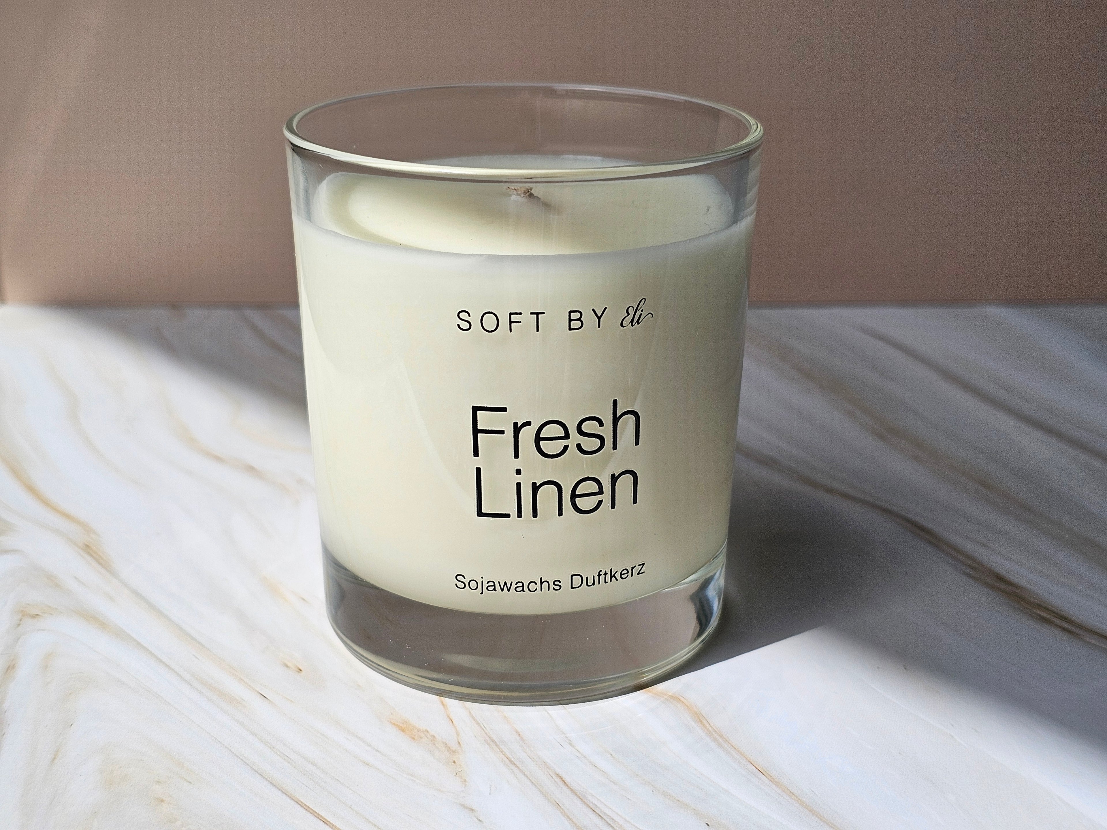 Fresh Linen – Scented Soy Candle 220g