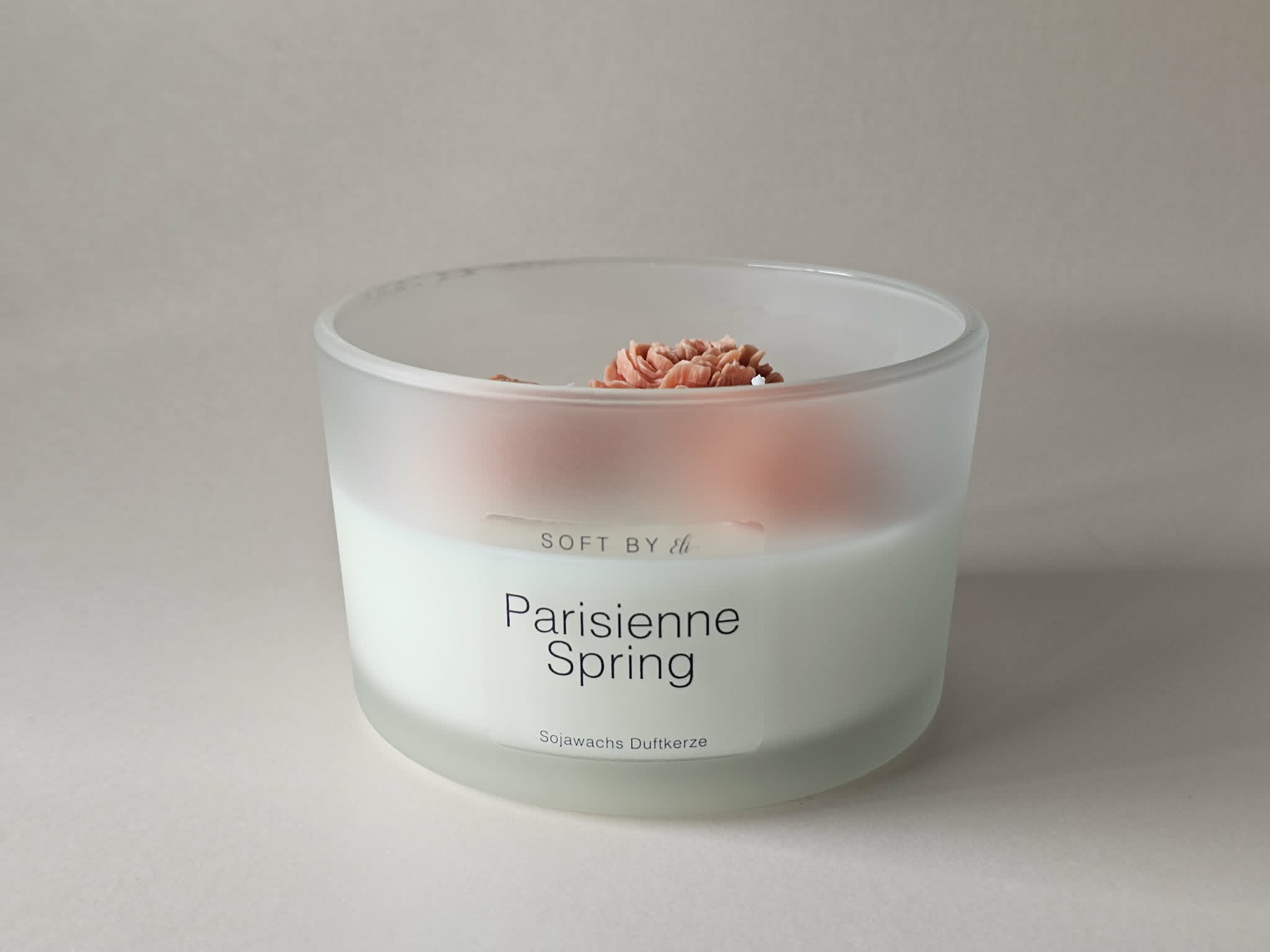 Vela Floral Premium em Cera de Soja – Parisienne Spring 400g
